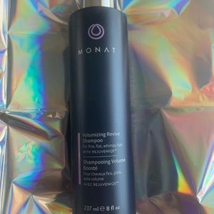 Monat volumizing revive shampoo